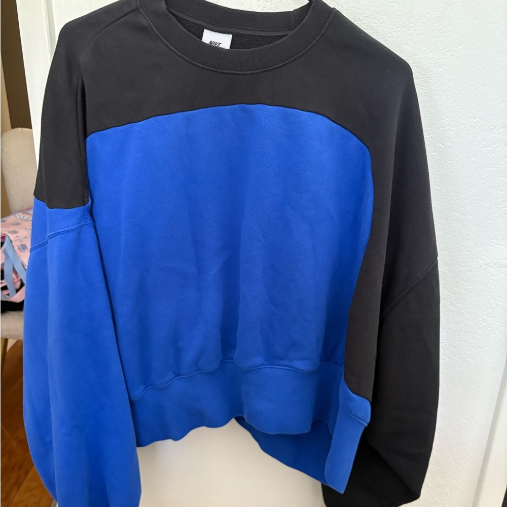 Nike Black and Blue Crewneck